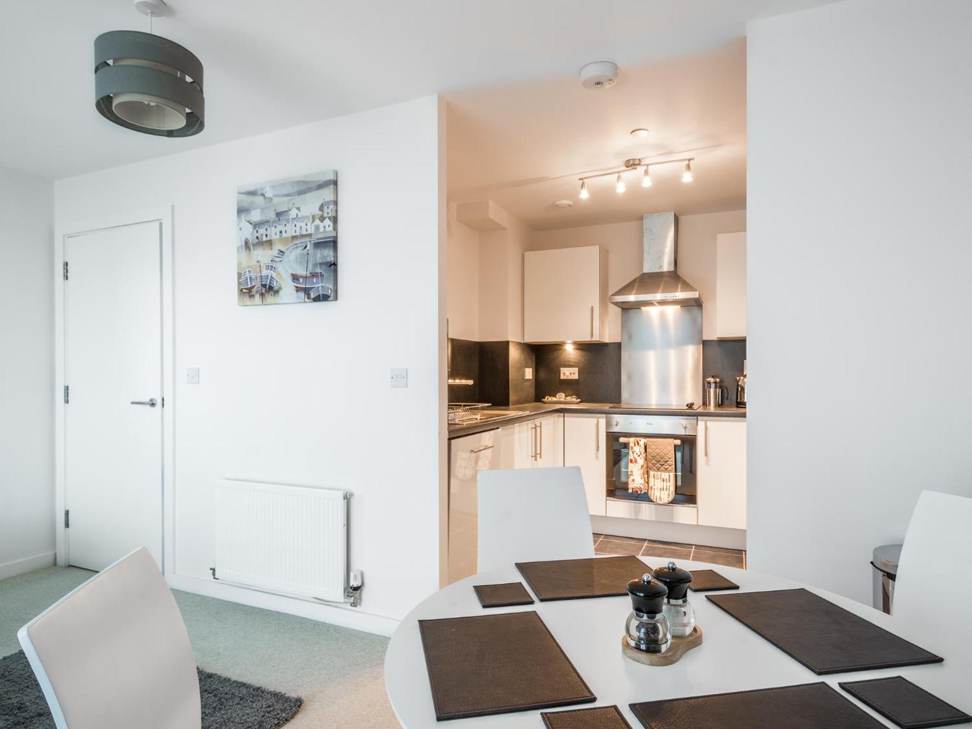 City View Apartment Бедфорд Екстериор снимка